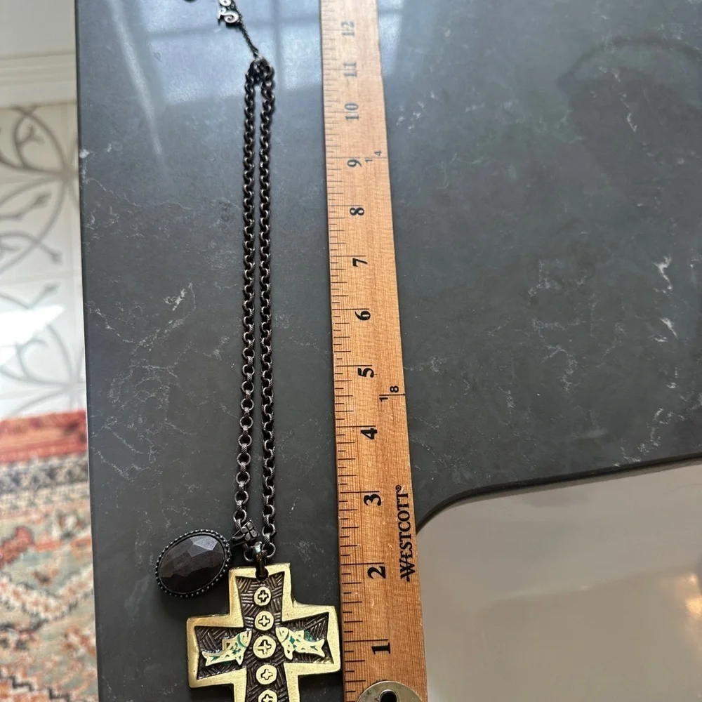 Vintage chunky Cross Pendant Necklace